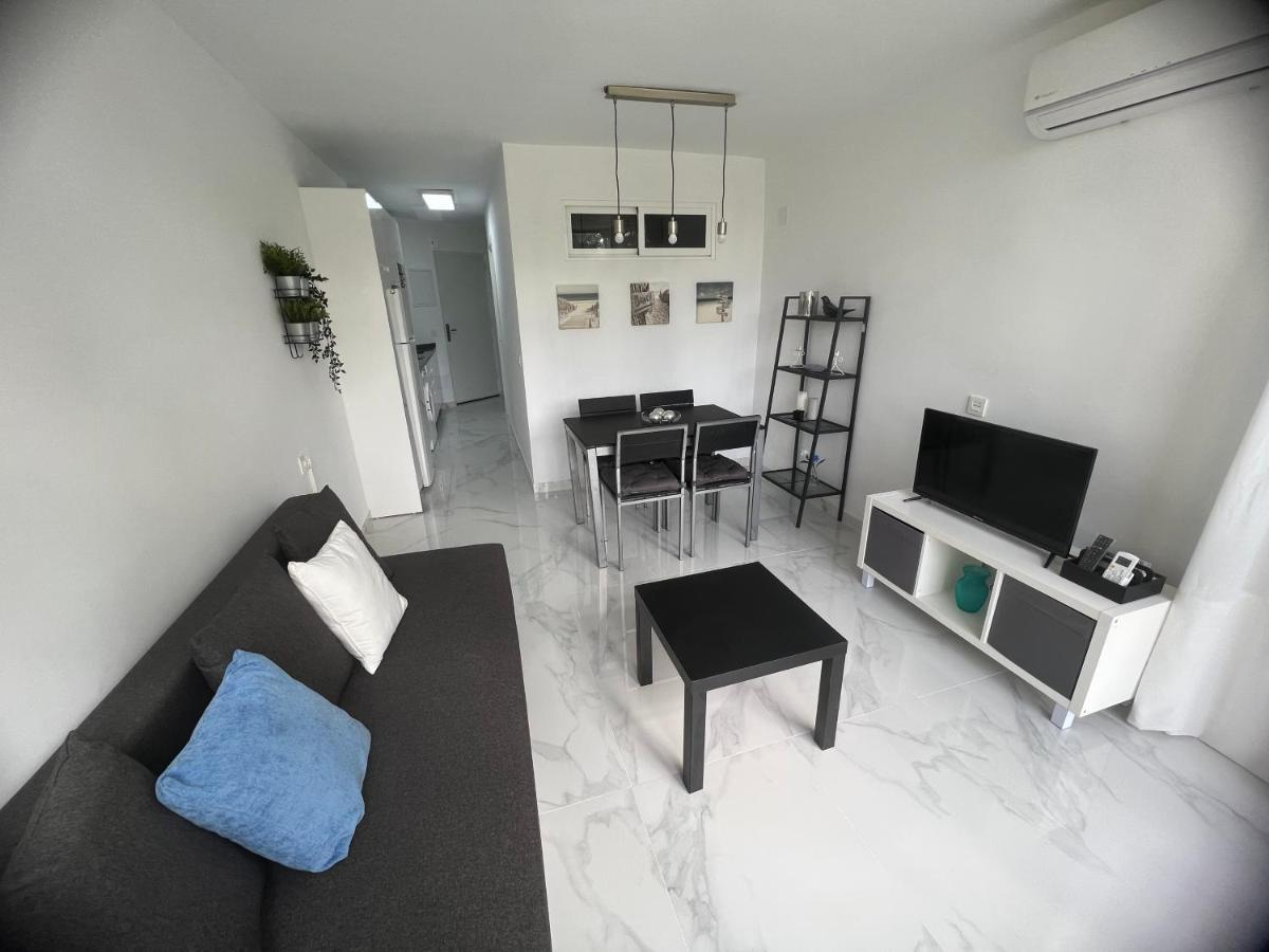 Apartament Apartamento Con Piscina Y Barbacoa La Cala Del Moral Zewnętrze zdjęcie